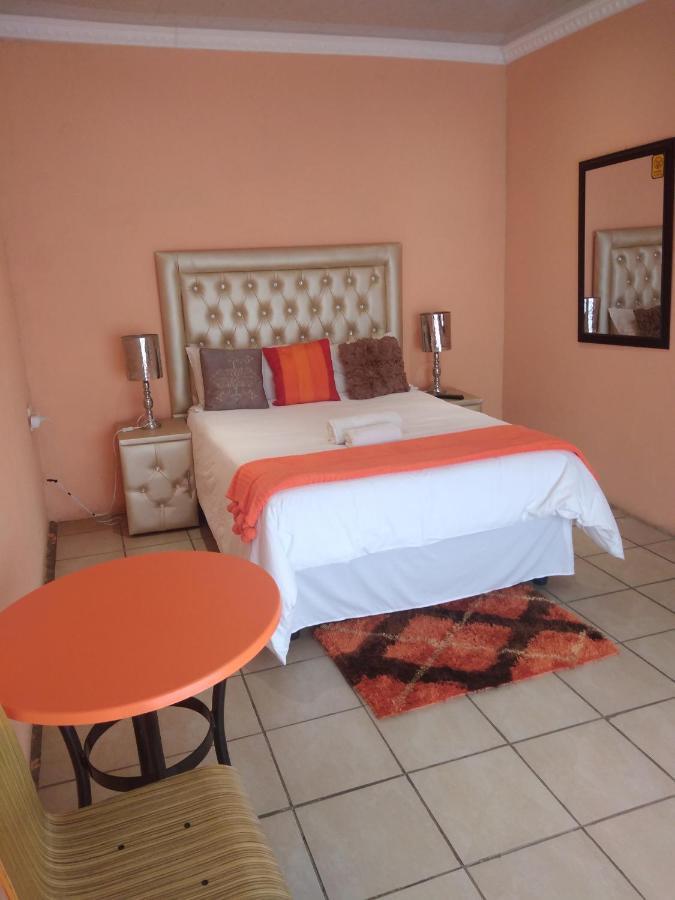 Twilight Breeze Lodge Phuthaditjhaba Екстер'єр фото