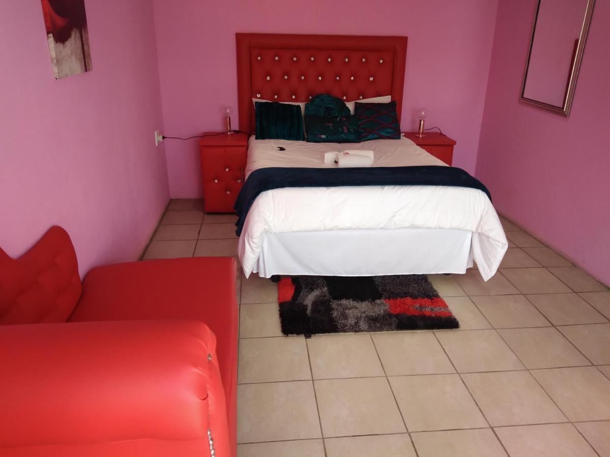 Twilight Breeze Lodge Phuthaditjhaba Екстер'єр фото