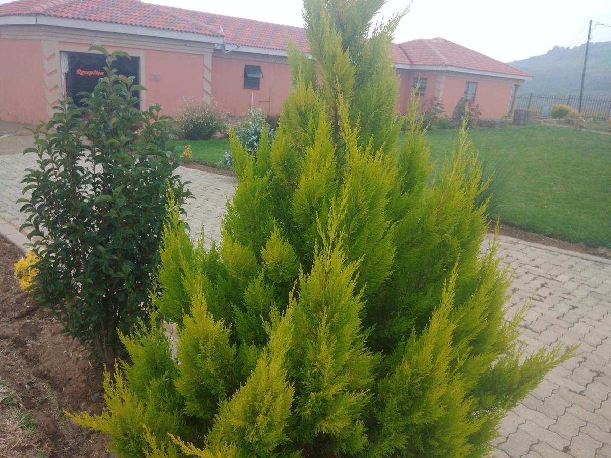 Twilight Breeze Lodge Phuthaditjhaba Екстер'єр фото
